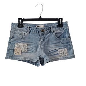 So Vintage y2k Light Wash Patchwork Jean Shorts Low Rise No Tag 7?